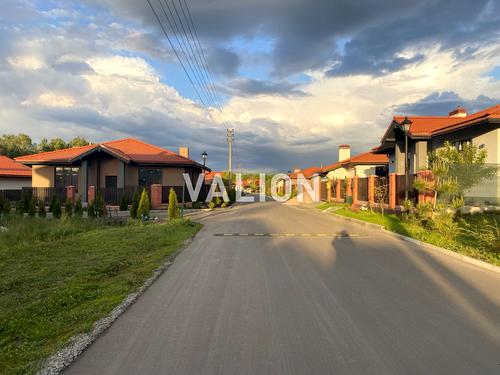 будинок за адресою с. Рославичі, Юліанська, 28