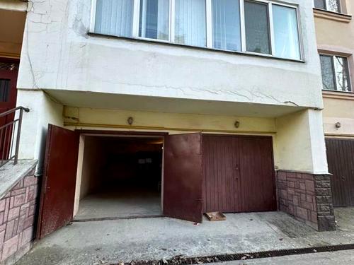 паркоместо по адресу Юлиана Целевича ул., 14а