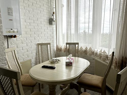 квартира за адресою Абрикосова вул., 5