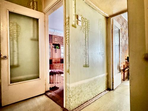 квартира за адресою Космонавтів вул., 4