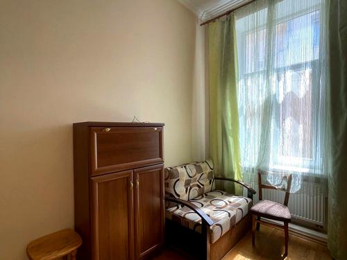 квартира за адресою Святого Теодора пл., 4