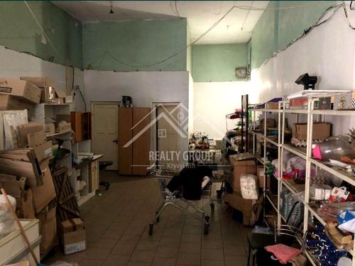 комерційна за адресою Гірників вул., 38