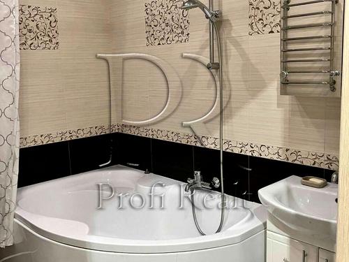 квартира за адресою Регенераторна вул., 4 к1