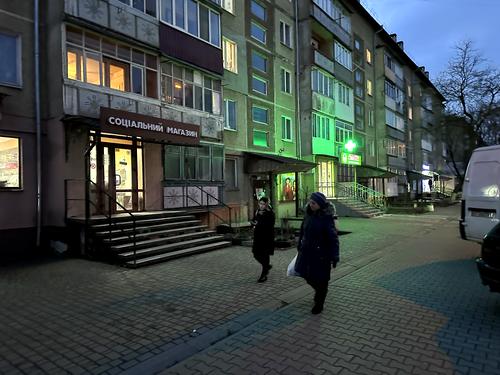 коммерческая по адресу Василия Симоненко ул., 6