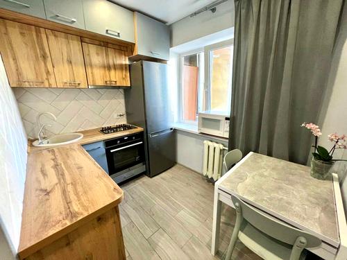 квартира за адресою Амвросія Бучми бульв., 1