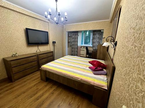 квартира за адресою Мілютенка вул., 18
