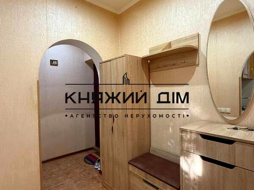 квартира за адресою Ушинського вул., 7