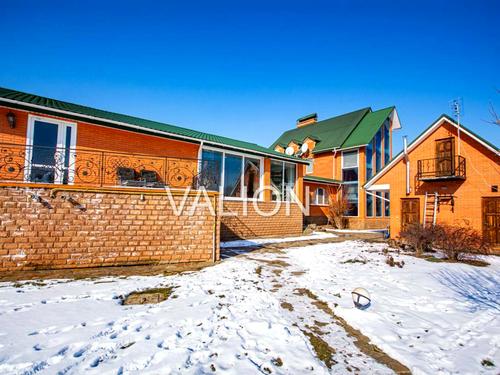 дом по адресу с. Вишенки, Ожинна, 13 Б