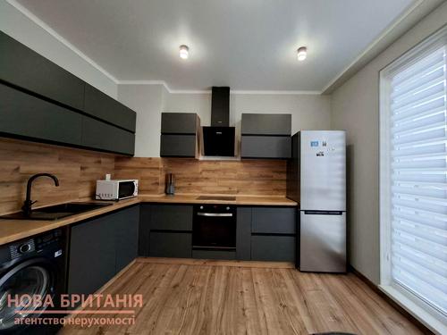 квартира за адресою Михайла Максимовича вул. (Онуфрія Трутенка), 26-Б