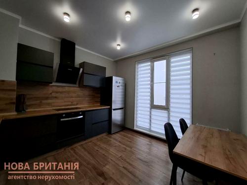 квартира за адресою Михайла Максимовича вул. (Онуфрія Трутенка), 26-Б