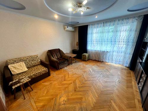 квартира по адресу Тополиная ул., 15