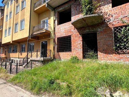 дом по адресу Трускавец, Романа Різняка ул.
