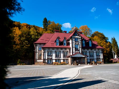 комерційна за адресою Івана Франка вул., 67