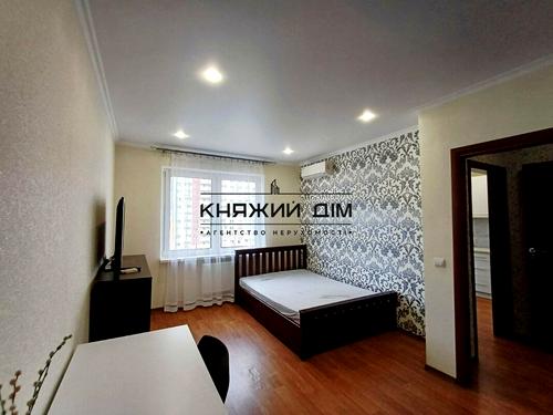 квартира за адресою Бориса Гмирі вул., 16а