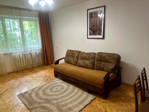 квартира за адресою Володимира Великого вул. (Артема), 73
