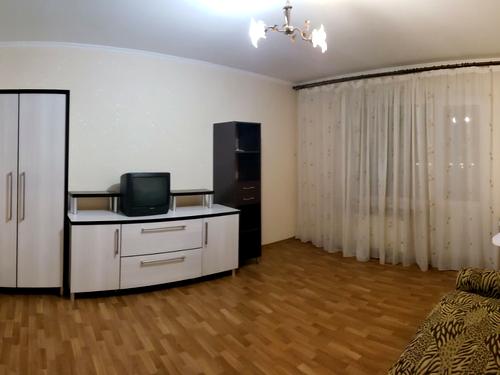 квартира за адресою Академіка Сахарова вул., 42