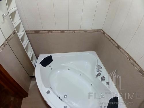 квартира за адресою Регенераторна вул., 4 к17