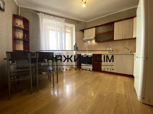 квартира за адресою Науки просп., 62-А