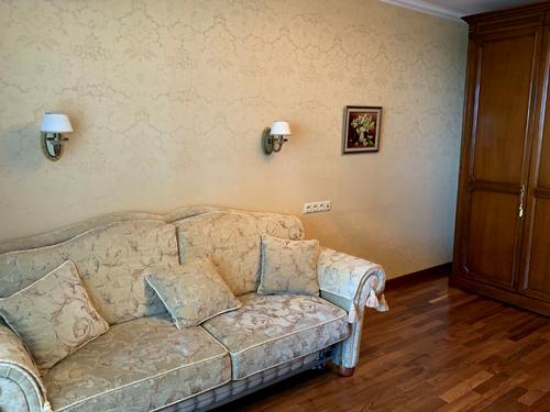 квартира за адресою Київ, Миколи Амосова вул., 4