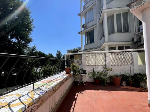 квартира по адресу Французский бульв., 49А