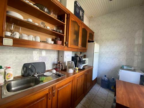 комерційна за адресою Ливарна вул., 13