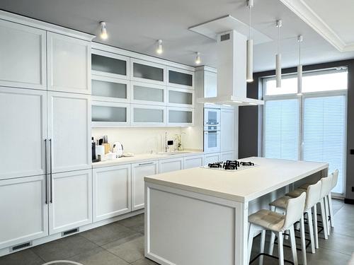 квартира за адресою Карпинця, 8