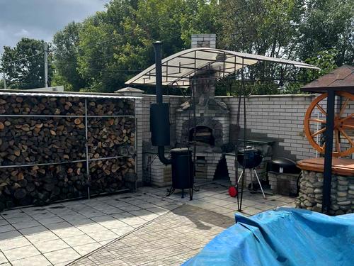 будинок за адресою с. Вишеньки, Єдності вул., 4В