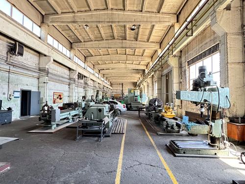 коммерческая по адресу Южный просп., 1