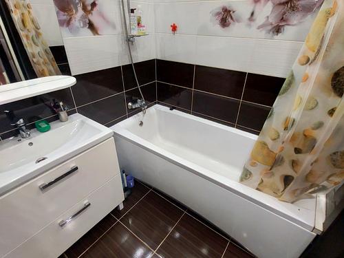 квартира по адресу Космонавтов ул., 128д