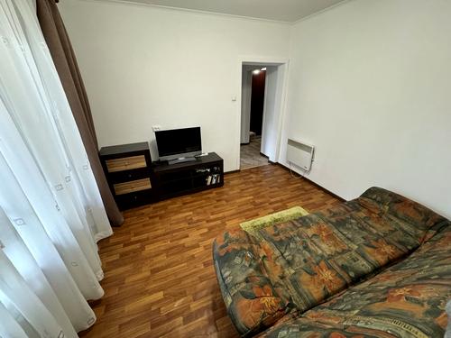 квартира по адресу Ревуцкого ул., 44
