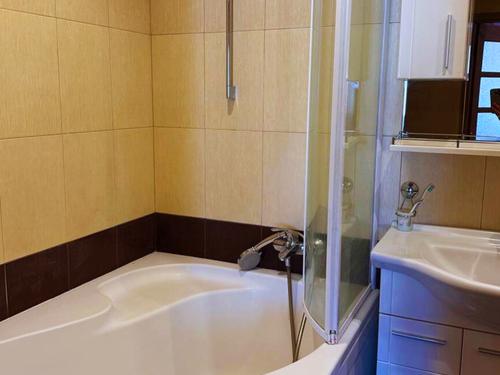 квартира за адресою Авіаконструктора Антонова вул., 8-А