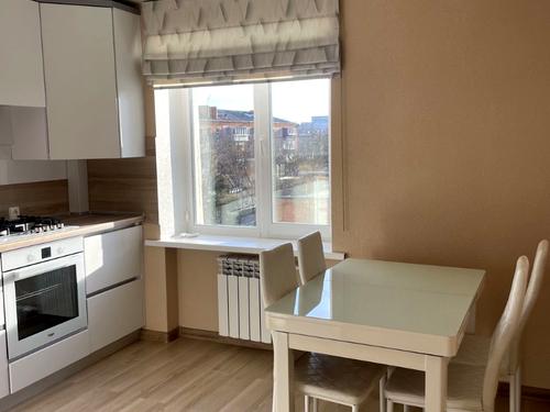 квартира за адресою Подільська вул., 12