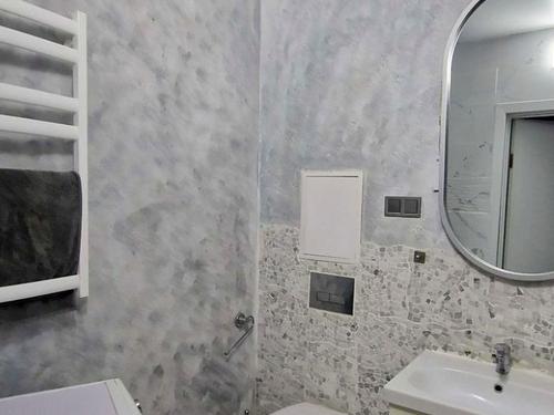 квартира за адресою Співдружності вул., 1