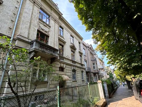 квартира за адресою Євгена Коновальця вул. (), 30