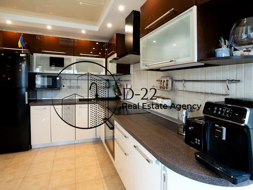 будинок за адресою с. Нові Петрівці, Канівська вул., 34