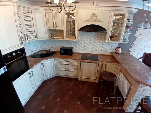 квартира за адресою Регенераторна вул., 4 к17