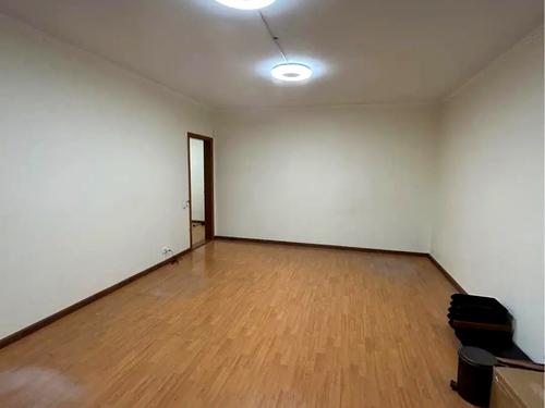 квартира за адресою Тополина вул., 18