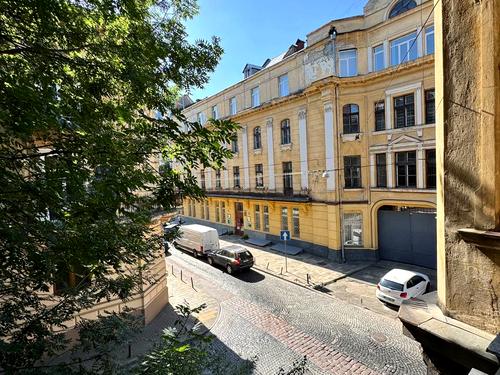 квартира за адресою Павла Ковжуна вул., 1