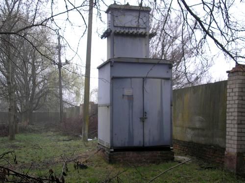 комерційна за адресою Каманіна, 1