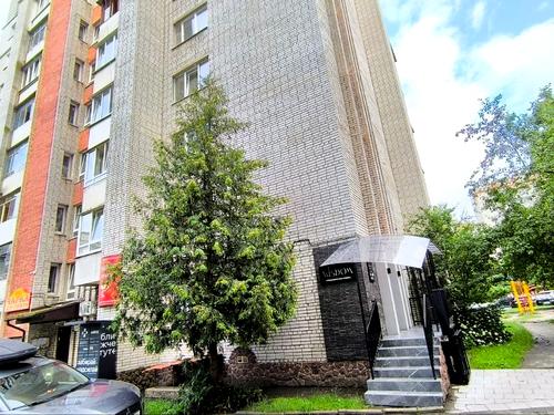 комерційна за адресою Петра Панча вул., 13