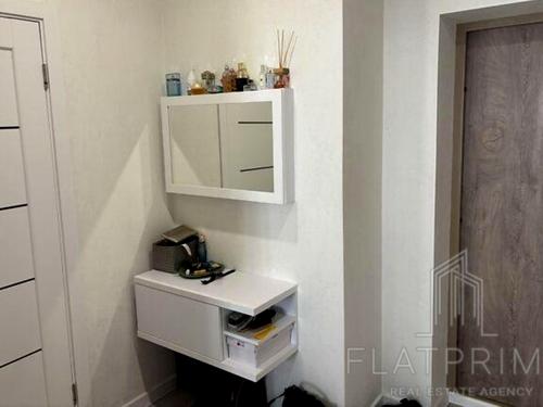 квартира по адресу Академика Заболотного ул., 1-Б