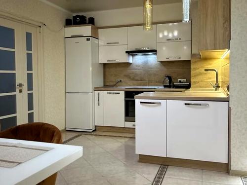 квартира за адресою Замостянська вул. (50-річчя Перемоги), 34а