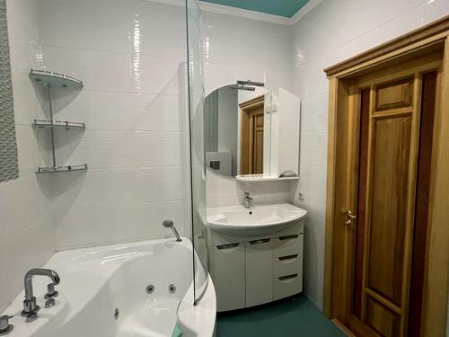 квартира по адресу Пришвина ул., 8