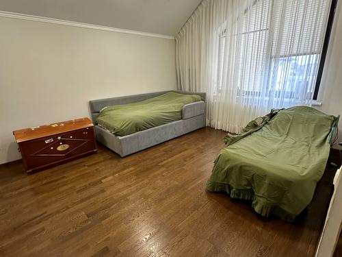 будинок за адресою Центральна вул., 72