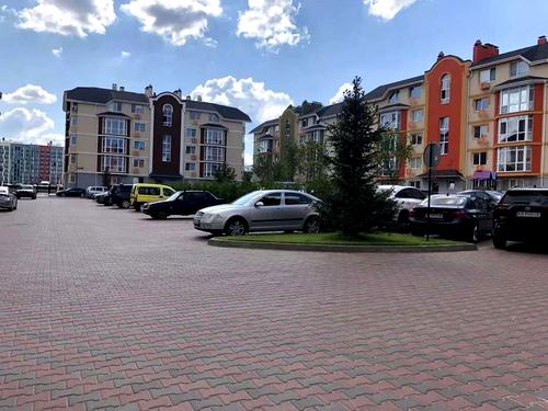 квартира за адресою Тополева вул., 2