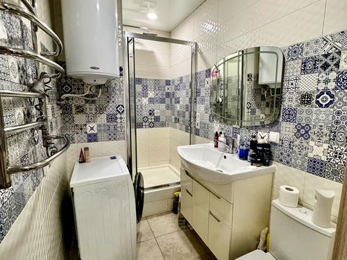 квартира за адресою Луговська вул., 255