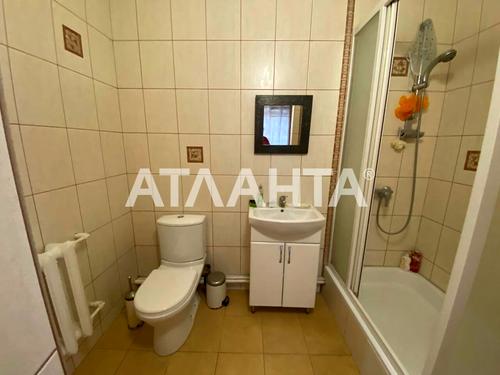 будинок за адресою Анни Ахматової вул.