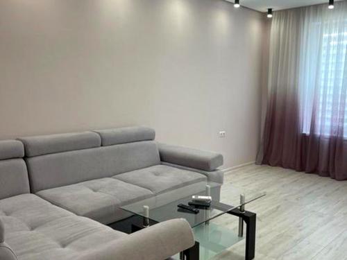 квартира за адресою житловий масив Тополя-3 вул., 57