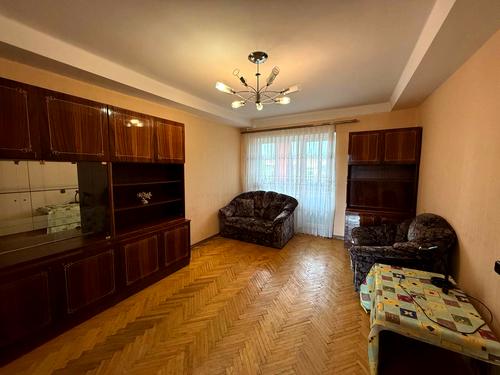 квартира по адресу Авиаконструктора Антонова ул., 15-А