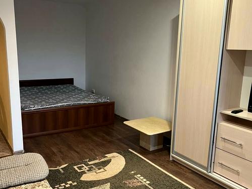 квартира за адресою Довженка вул., 20